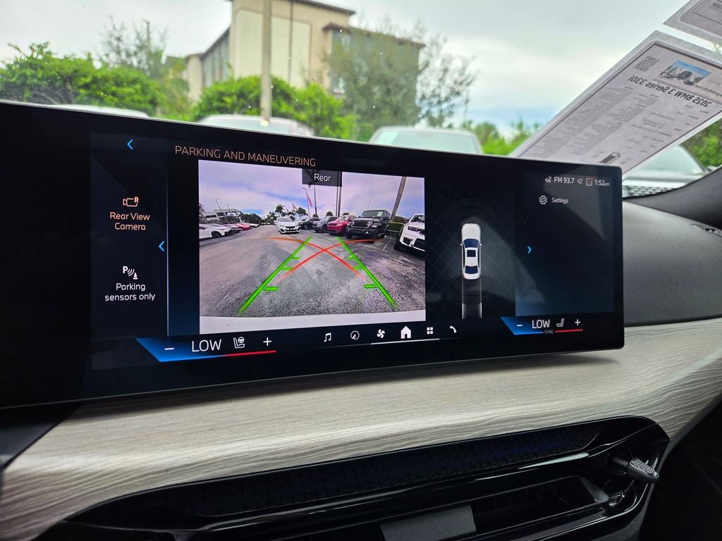 2025 BMW 3 Series 330i