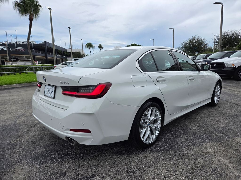 2025 BMW 3 Series 330i