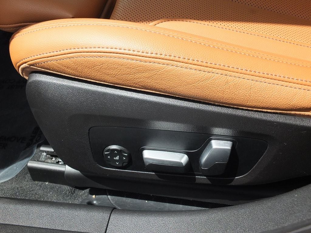 2023 BMW 3 Series 330i M Sport Package
