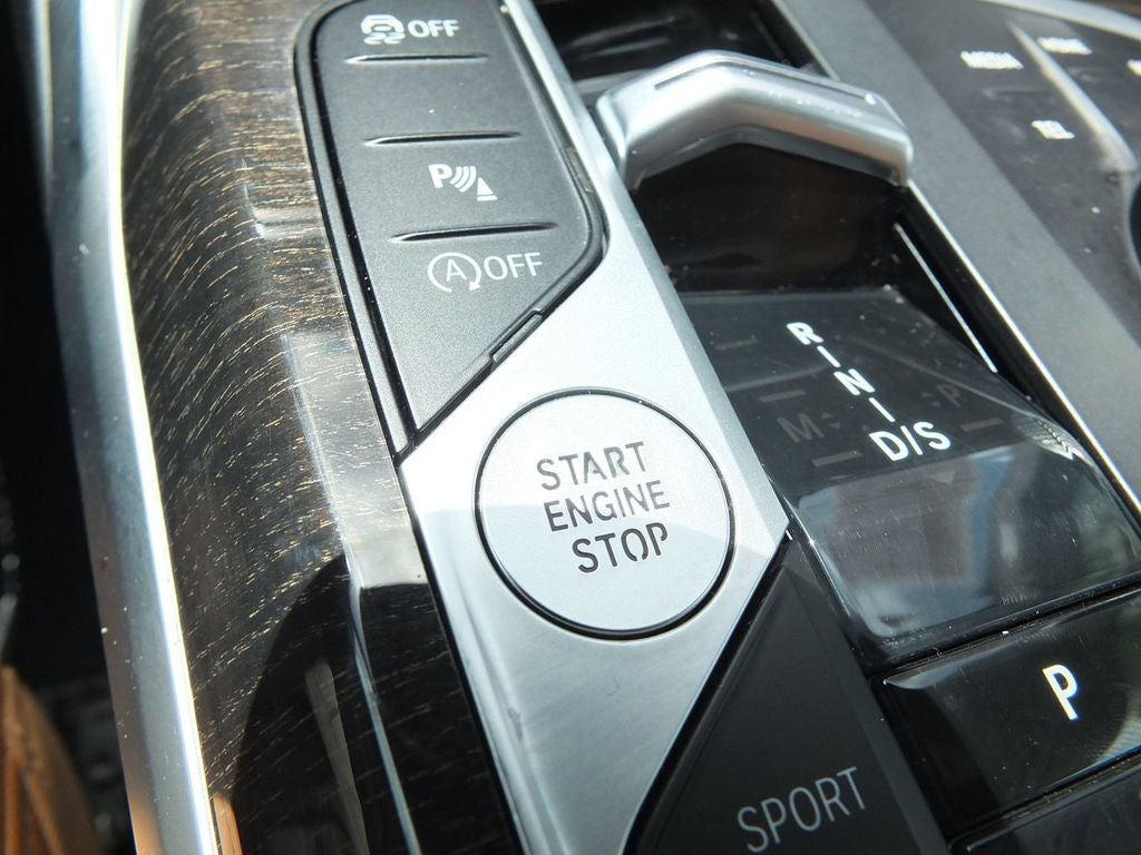 2023 BMW 3 Series 330i M Sport Package