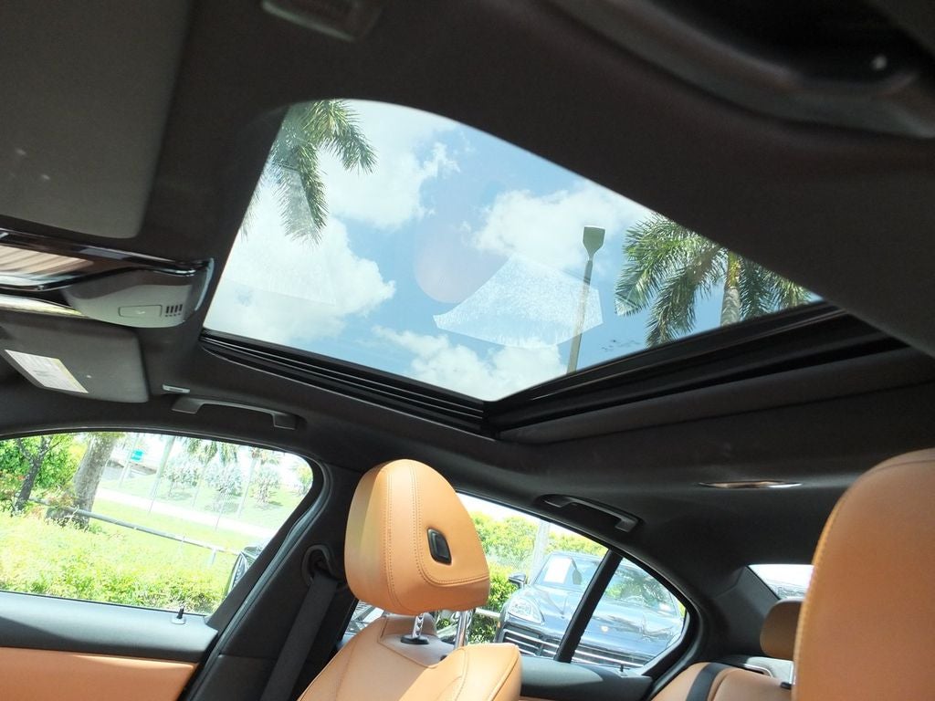 2023 BMW 3 Series 330i M Sport Package