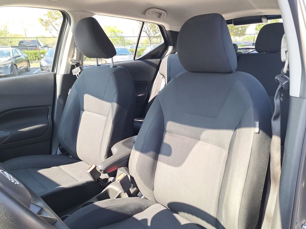 2023 Nissan Kicks S