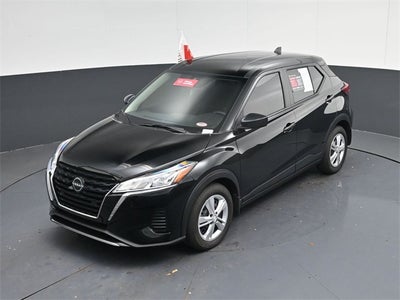 2025 Nissan Kicks Play S