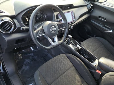 2023 Nissan Kicks SV