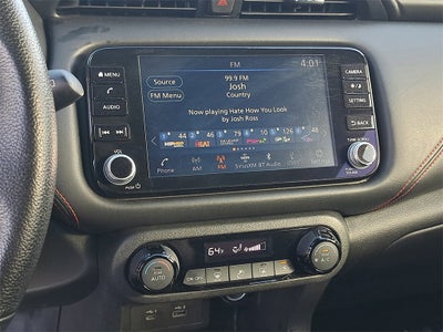 2021 Nissan Kicks SR