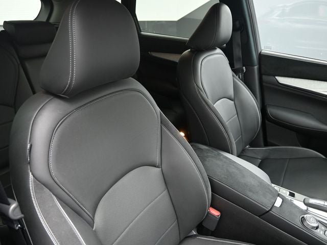 2023 INFINITI QX50 Sensory