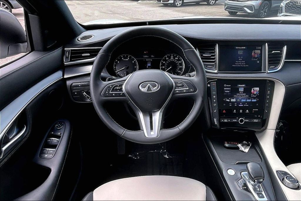 2022 INFINITI QX55 LUXE