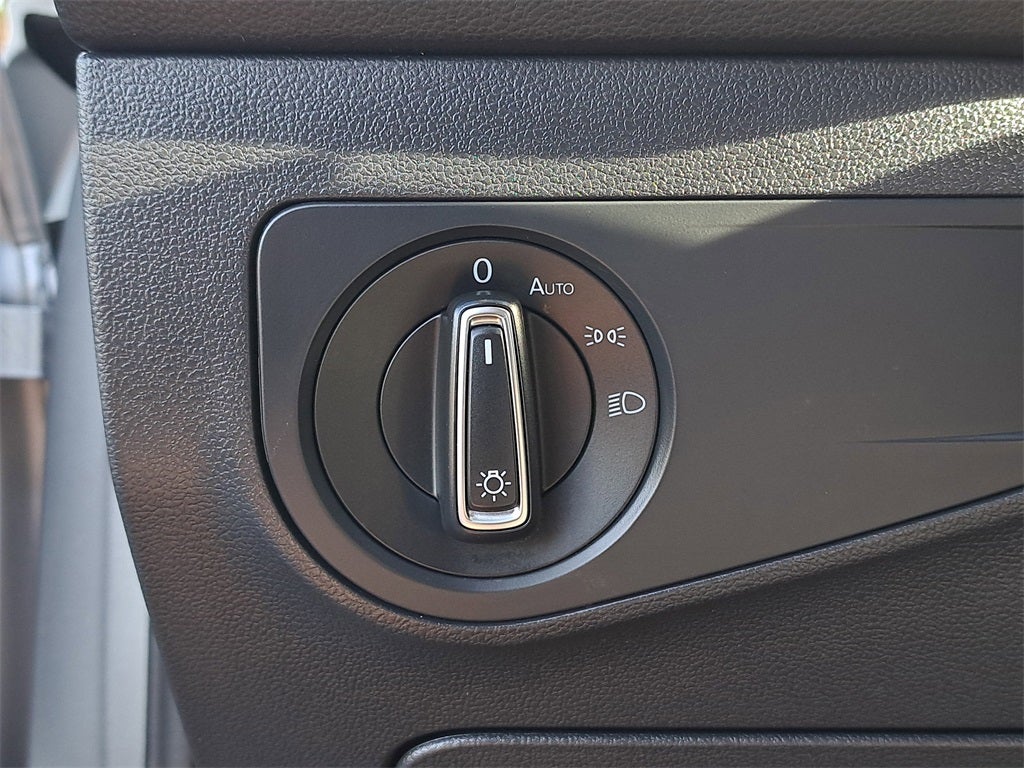 2019 Volkswagen Tiguan 2.0T SE