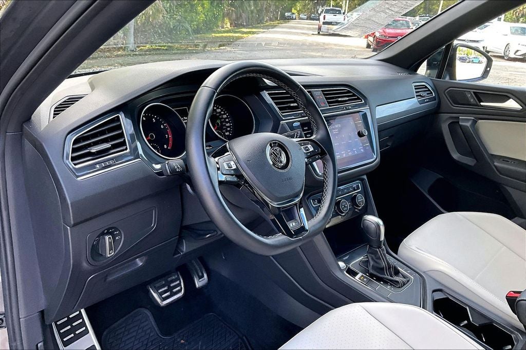 2021 Volkswagen Tiguan 2.0T SE R-Line Black