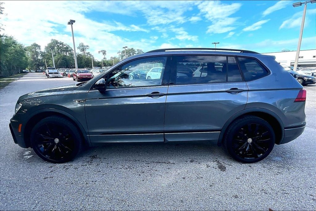 2021 Volkswagen Tiguan 2.0T SE R-Line Black