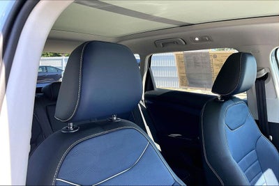 2026 Volkswagen Taos 1.5T SEL