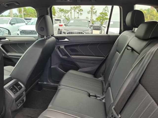 2024 Volkswagen Tiguan 2.0T SE R-Line Black