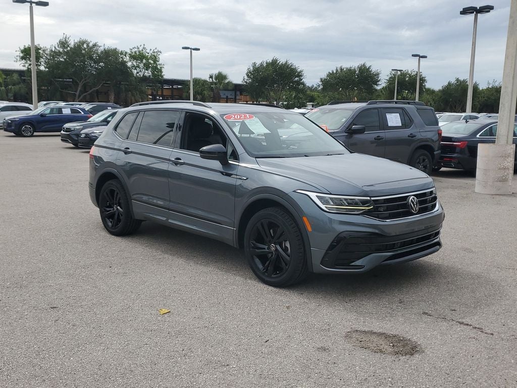 2023 Volkswagen Tiguan 2.0T SE R-Line Black