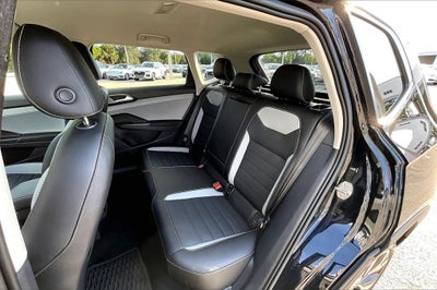 2022 Volkswagen Taos 1.5T SEL