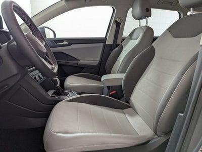 2022 Volkswagen Taos SE FWD