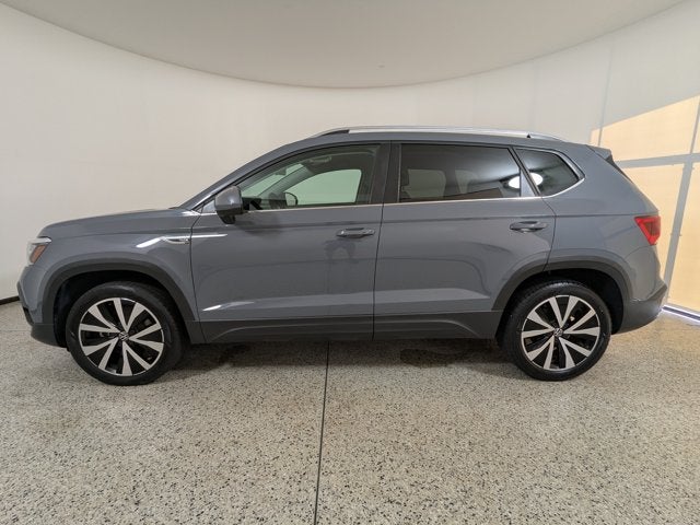 2022 Volkswagen Taos SE FWD