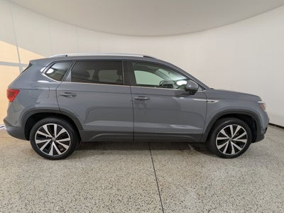 2022 Volkswagen Taos SE FWD
