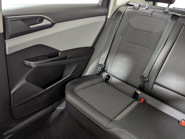 2022 Volkswagen Taos SE FWD