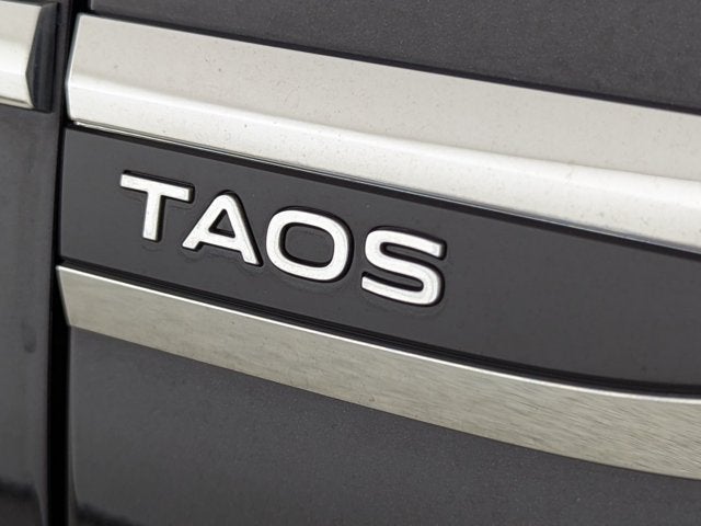 2022 Volkswagen Taos SE FWD