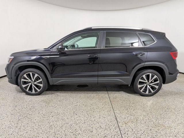 2022 Volkswagen Taos SE FWD
