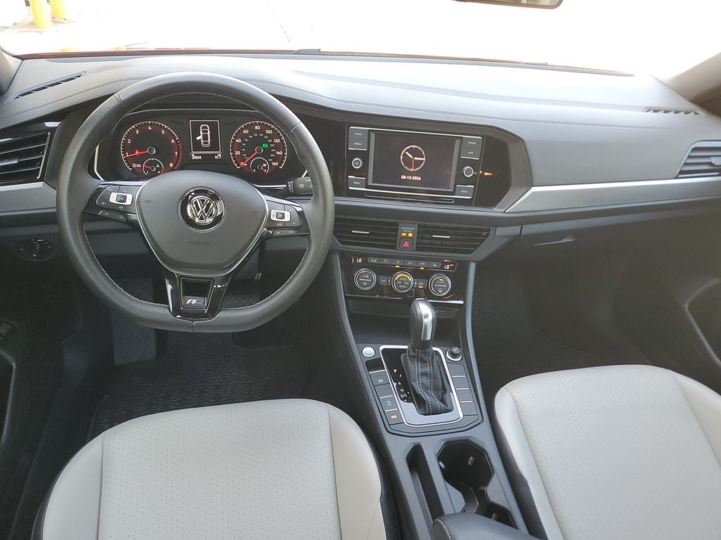 2020 Volkswagen Jetta R-Line