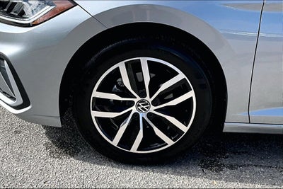 2025 Volkswagen Jetta 1.5T SE