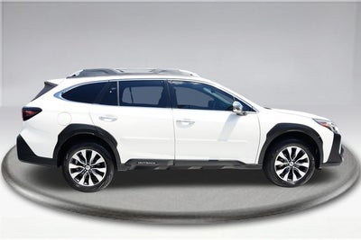 2023 Subaru Outback Touring XT