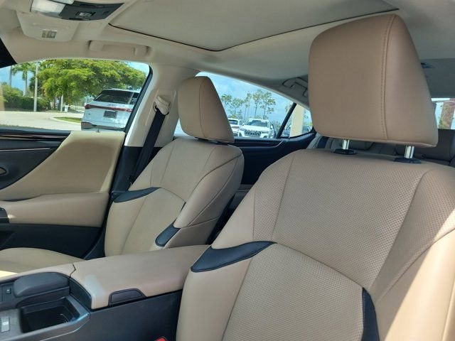 2019 Lexus ES 350