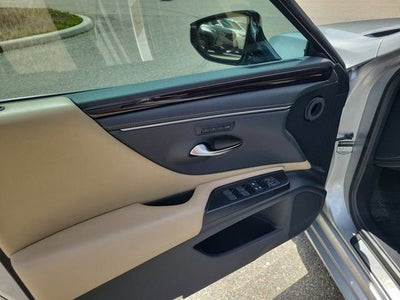 2019 Lexus ES 350