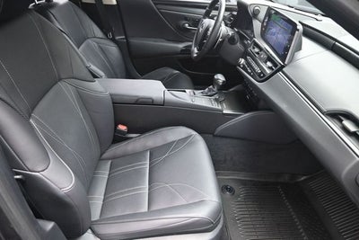 2022 Lexus ES 350 Ultra Luxury
