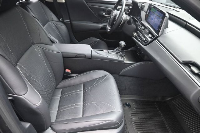 2022 Lexus ES 350 Ultra Luxury