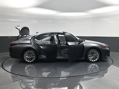2022 Lexus ES 350 Ultra Luxury