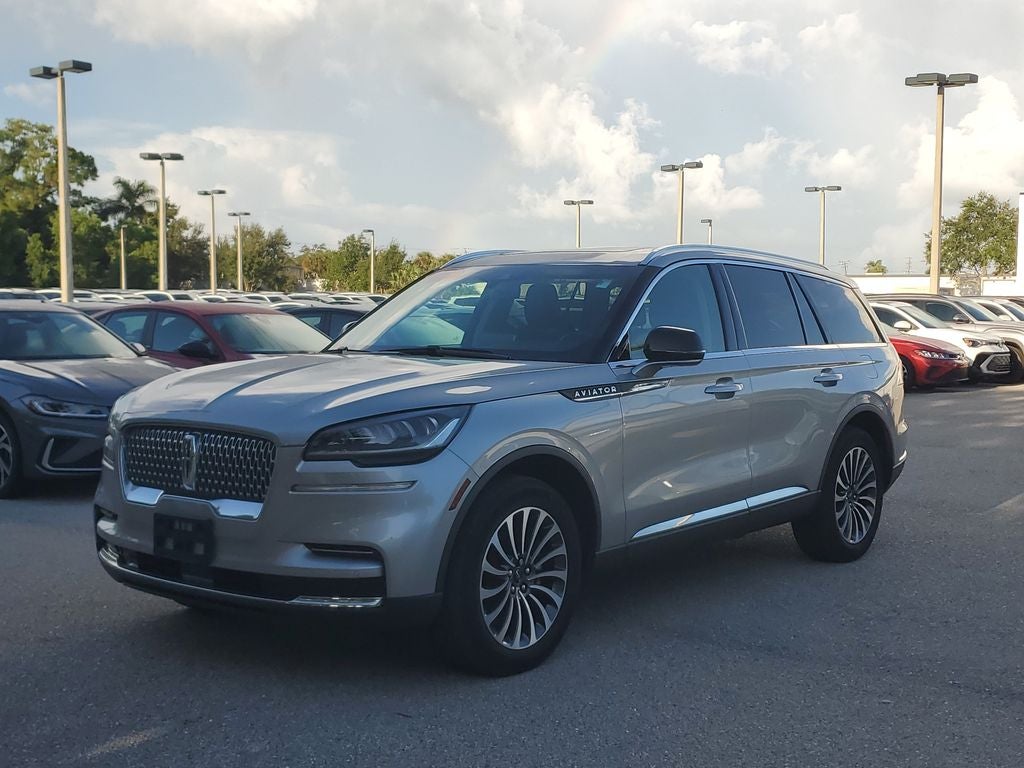 2022 Lincoln Aviator Standard