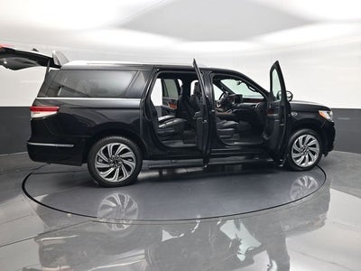 2024 Lincoln Navigator L Premiere