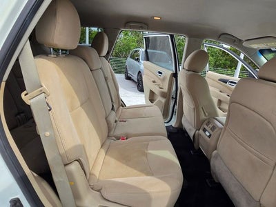 2016 Nissan Pathfinder S