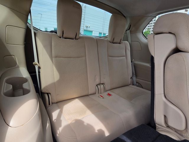 2016 Nissan Pathfinder S