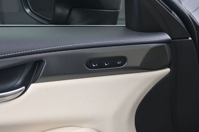 2022 INFINITI QX60 LUXE