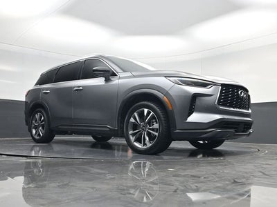 2022 INFINITI QX60 LUXE