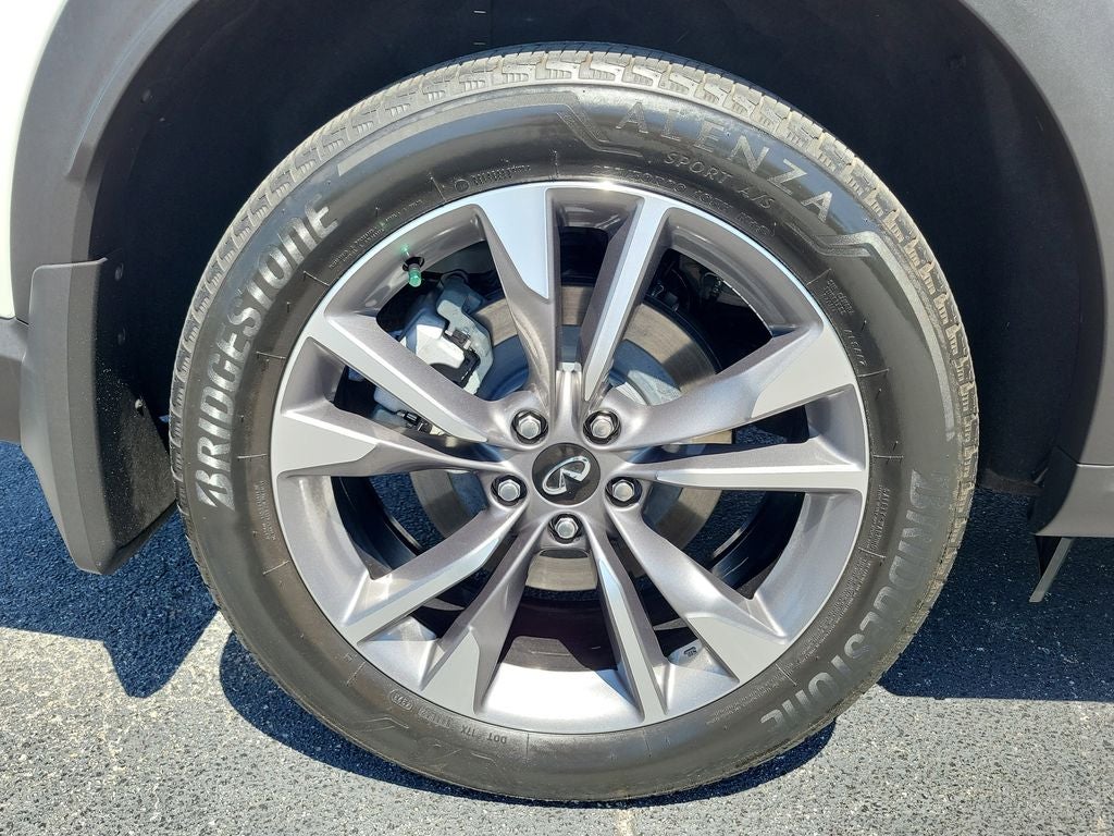 2024 INFINITI QX60 LUXE