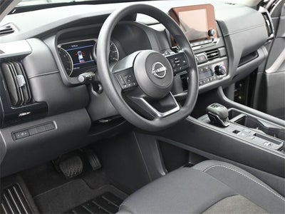 2024 Nissan Pathfinder S