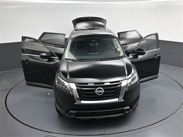 2024 Nissan Pathfinder S