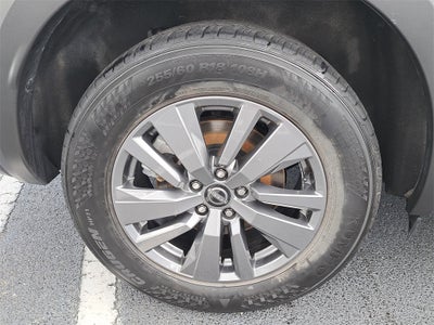 2025 Nissan Pathfinder SV