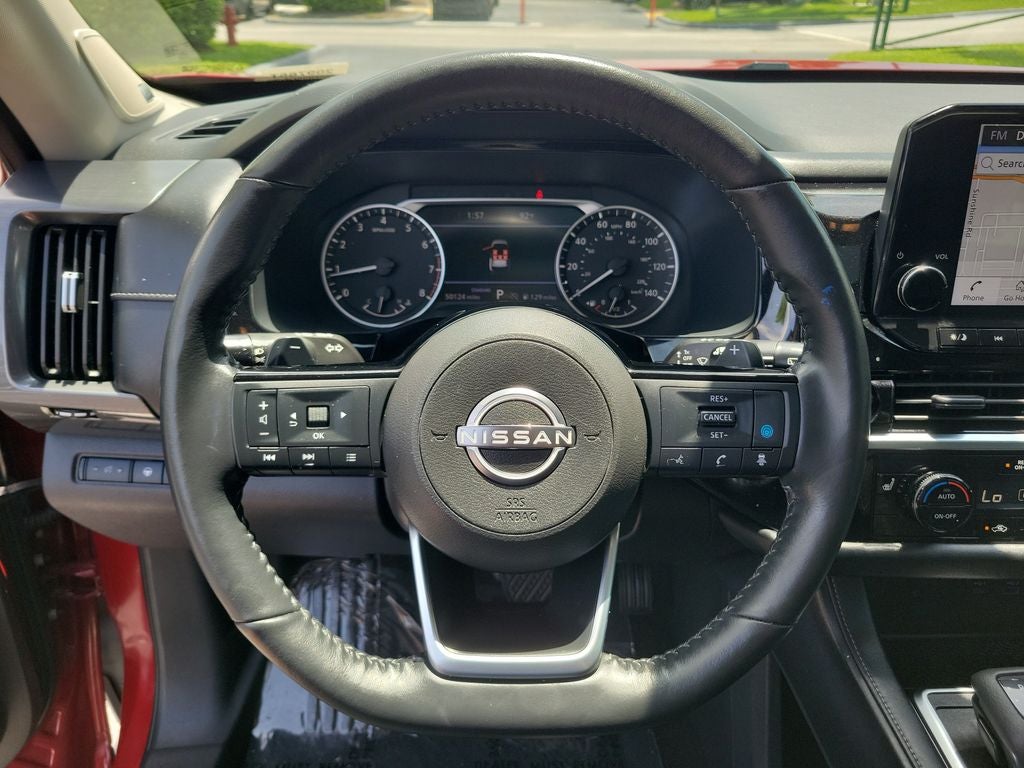 2023 Nissan Pathfinder SL