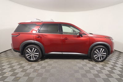 2022 Nissan Pathfinder Platinum 4WD