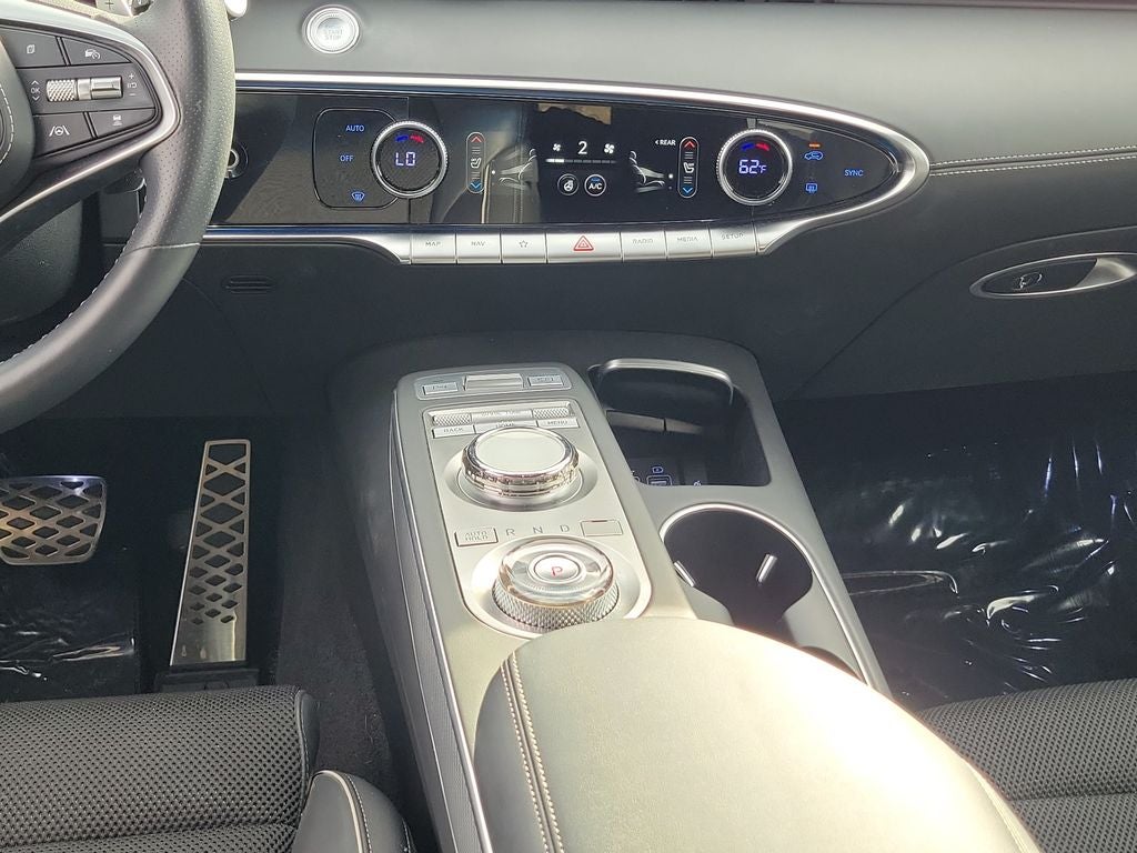 2024 Genesis GV70 2.5T