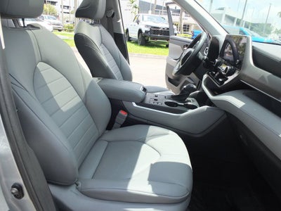 2023 Toyota Highlander XLE