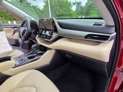 2025 Toyota Highlander Limited