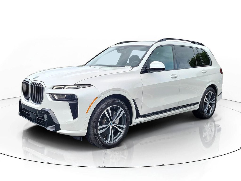 2025 BMW X7 xDrive40i M