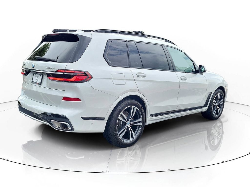 2025 BMW X7 xDrive40i M