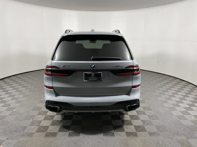 2025 BMW X7 xDrive40i